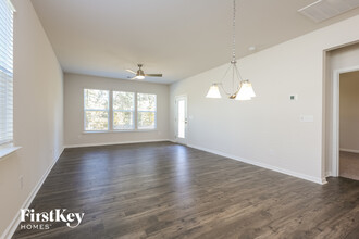 534 Hillpark Ln in Greer, SC - Building Photo - Building Photo