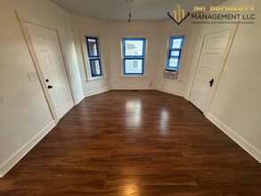 166 Irving St in Fall River, MA - Building Photo - Building Photo