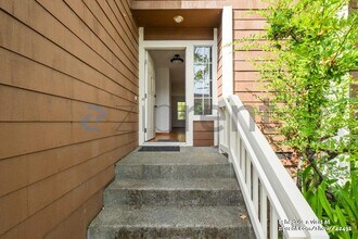 2643 Spring Oaks Dr in Santa Rosa, CA - Building Photo - Building Photo