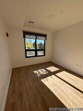 199 Gardner St in Boston, MA - Foto de edificio - Building Photo