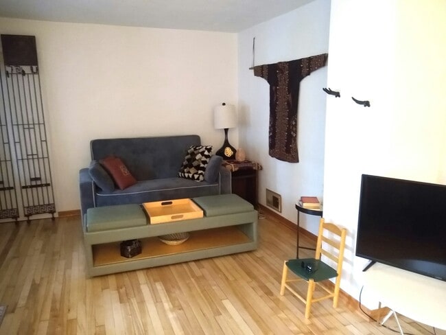 2035 E Dayton St in Madison, WI - Building Photo - Building Photo