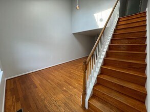 480 Wild Mint Ln in Allentown, PA - Building Photo - Building Photo