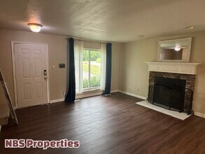 7404 Foxglove Ln in Knoxville, TN - Building Photo - Building Photo