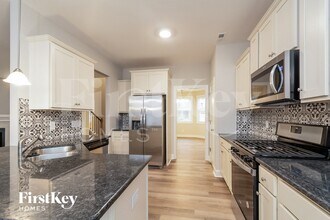 116 Unique Pl in Garner, NC - Building Photo - Building Photo