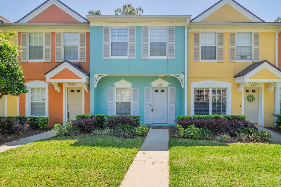 12311 Kensington Lakes Dr-Unit -203 in Jacksonville, FL - Building Photo
