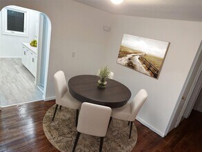 30 Gates Ave in Brentwood, NY - Building Photo - Building Photo