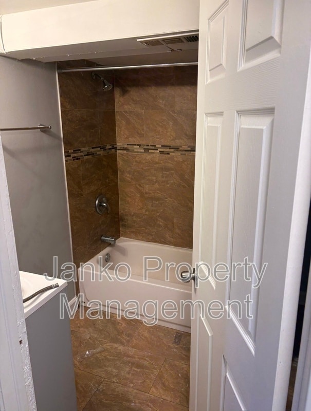 property at 7249 S Ridgeland Ave