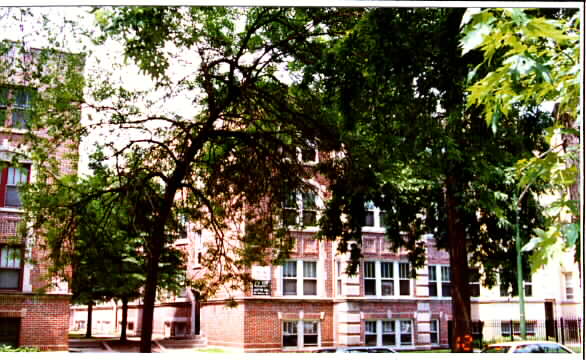 5060 1/2 N Winchester Ave in Chicago, IL - Foto de edificio