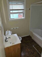 4833 Johnston Dr in Corpus Christi, TX - Building Photo - Building Photo