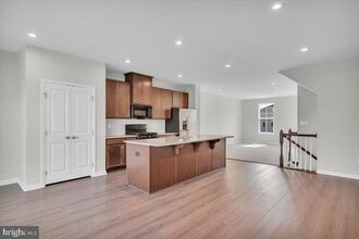 40 Hamilton Ct in Pennsauken, NJ - Building Photo - Building Photo