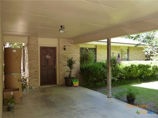 property at 1640 Old Marion Rd