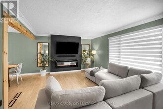 18 Wakil Dr in St Catharines, ON - Building Photo - Building Photo