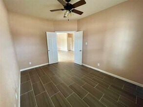 10803 Woodwind Shadows Dr in Cypress, TX - Building Photo - Building Photo