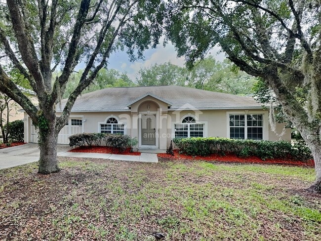 property at 1959 Alambra Cir
