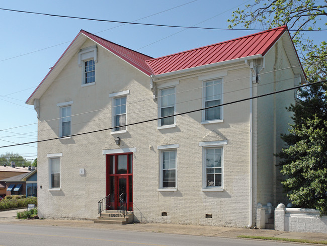 326 E Main St in Gallatin, TN - Building Photo - Building Photo