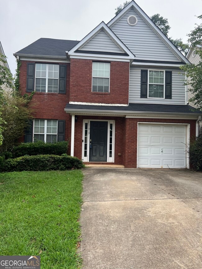 property at 11919 Quail Rd