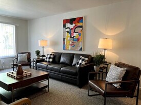 517 E Division St in Fond du Lac, WI - Building Photo