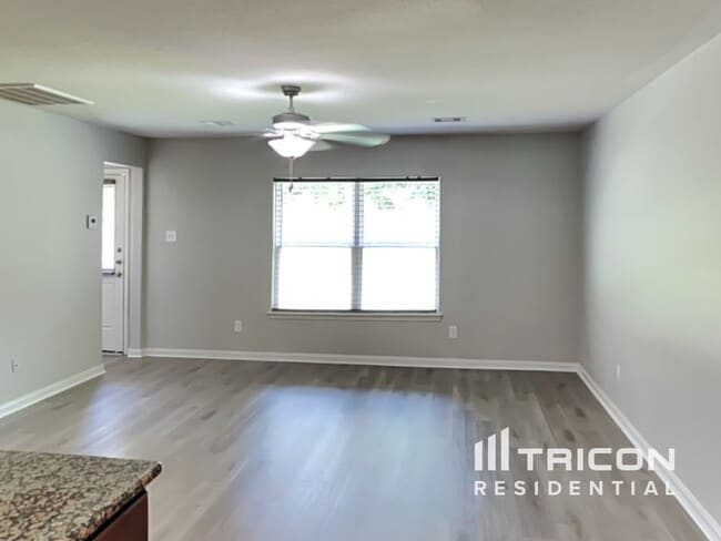 27016 Leonardo Dr in Magnolia, TX - Building Photo - Building Photo