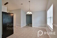 101 Tilting Rock Dr photo'