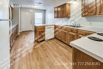 106 Verna Spur in Georgetown, TX - Building Photo - Building Photo
