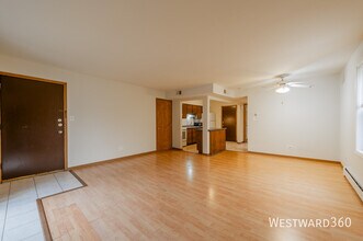 660 Piper Ln in Prospect Heights, IL - Building Photo - Building Photo