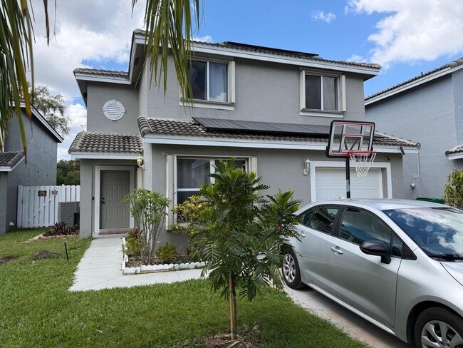 5155 NW 87th Terrace in Lauderhill, FL - Building Photo - Building Photo