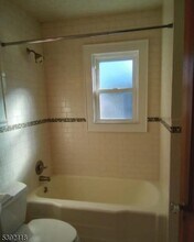 180 W Stearns St in Rahway, NJ - Building Photo - Building Photo