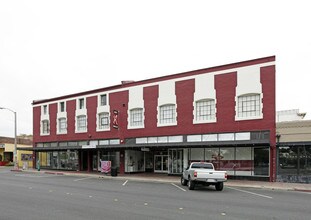 252 S Main St in Pomona, CA - Building Photo - Building Photo