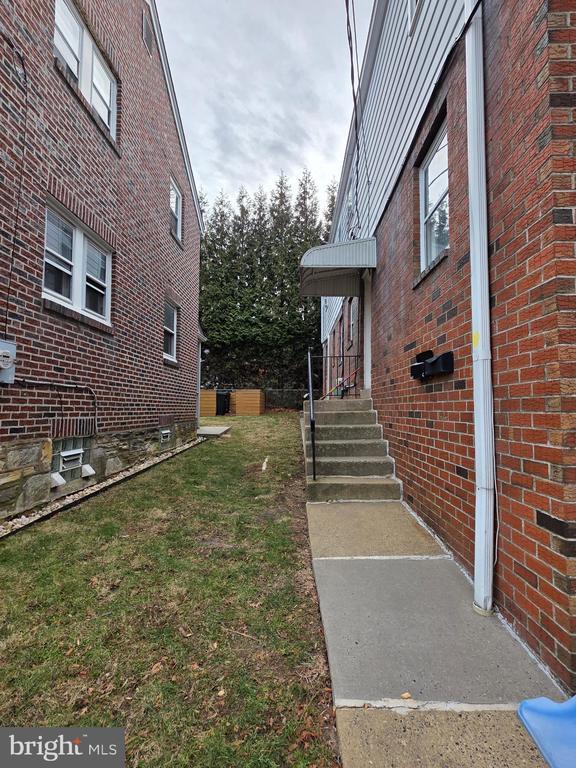 1022 Fox Chase Rd in Jenkintown, PA - Building Photo - Building Photo