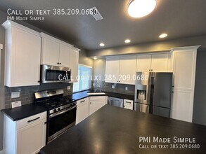 371 S 780 E in American Fork, UT - Building Photo - Building Photo