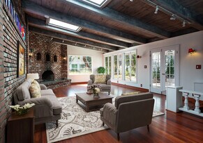 14842 Morrison St in Sherman Oaks, CA - Building Photo