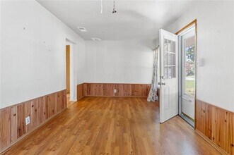 2221 Varsity Dr in Grand Prairie, TX - Building Photo - Building Photo