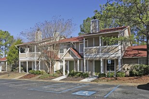 Furnished Chattanooga Apartments For Rent From 400 Courts At Waterford Apartments