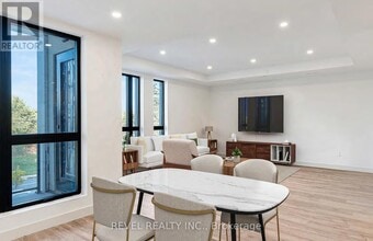 4390 Hillview Dr in Lincoln, ON - Building Photo - Building Photo