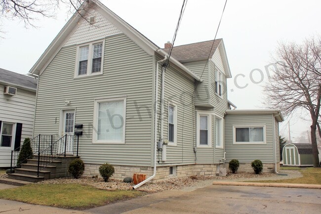 property at 609 45th St