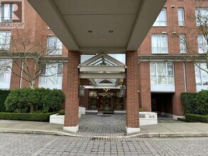 5615 Hampton Pl in Vancouver, BC - Building Photo - Building Photo