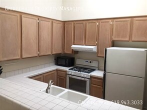9906 Scripps Westview Way in San Diego, CA - Building Photo - Building Photo
