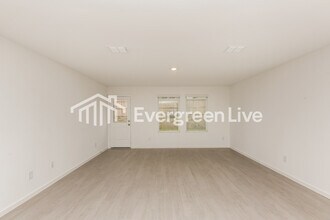 10724 Dusty Rnch Rd in Fort Worth, TX - Building Photo - Building Photo