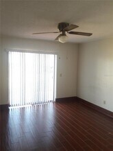 3400 E Lakeshore Blvd in St. Cloud, FL - Building Photo - Building Photo