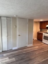 3499 Dennis Ct in Geneva, OH - Building Photo - Building Photo