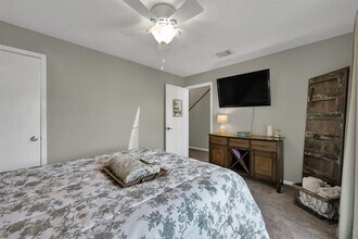 10496 Summit Dr in Willis, TX - Building Photo - Building Photo