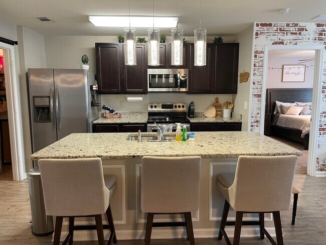 717 Widgeon Wy in Crestview, FL - Building Photo - Building Photo