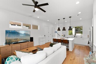 3807 E 51st St in Austin, TX - Building Photo - Building Photo