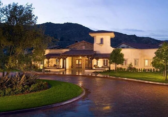 8256 Triplett Ln in Hemet, CA - Building Photo - Building Photo