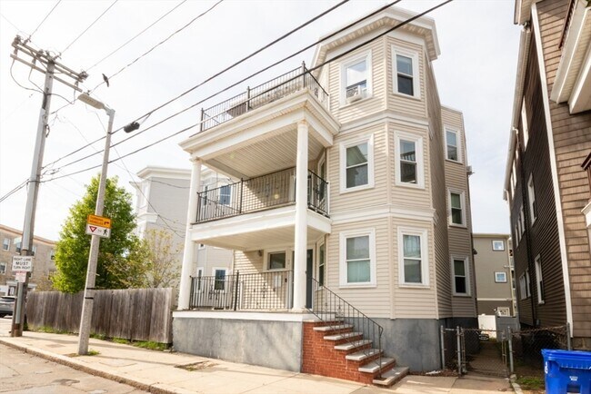 property at 32 Victory Rd