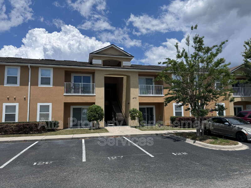5775 Ortega View Way in Jacksonville, FL - Building Photo