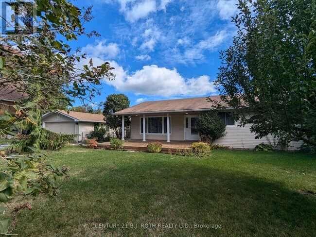 2209 Alderslea Crescent in Innisfil, ON - Building Photo - Building Photo