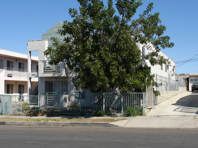 4505-4509 Maplewood Ave in Los Angeles, CA - Building Photo - Building Photo