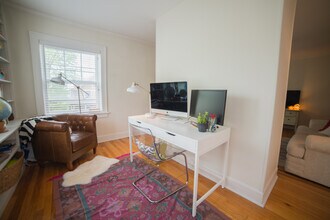 4317 McGee St in Kansas City, MO - Building Photo - Building Photo