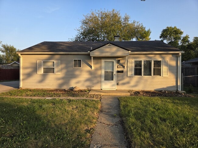 property at 202 S Hammes Ave